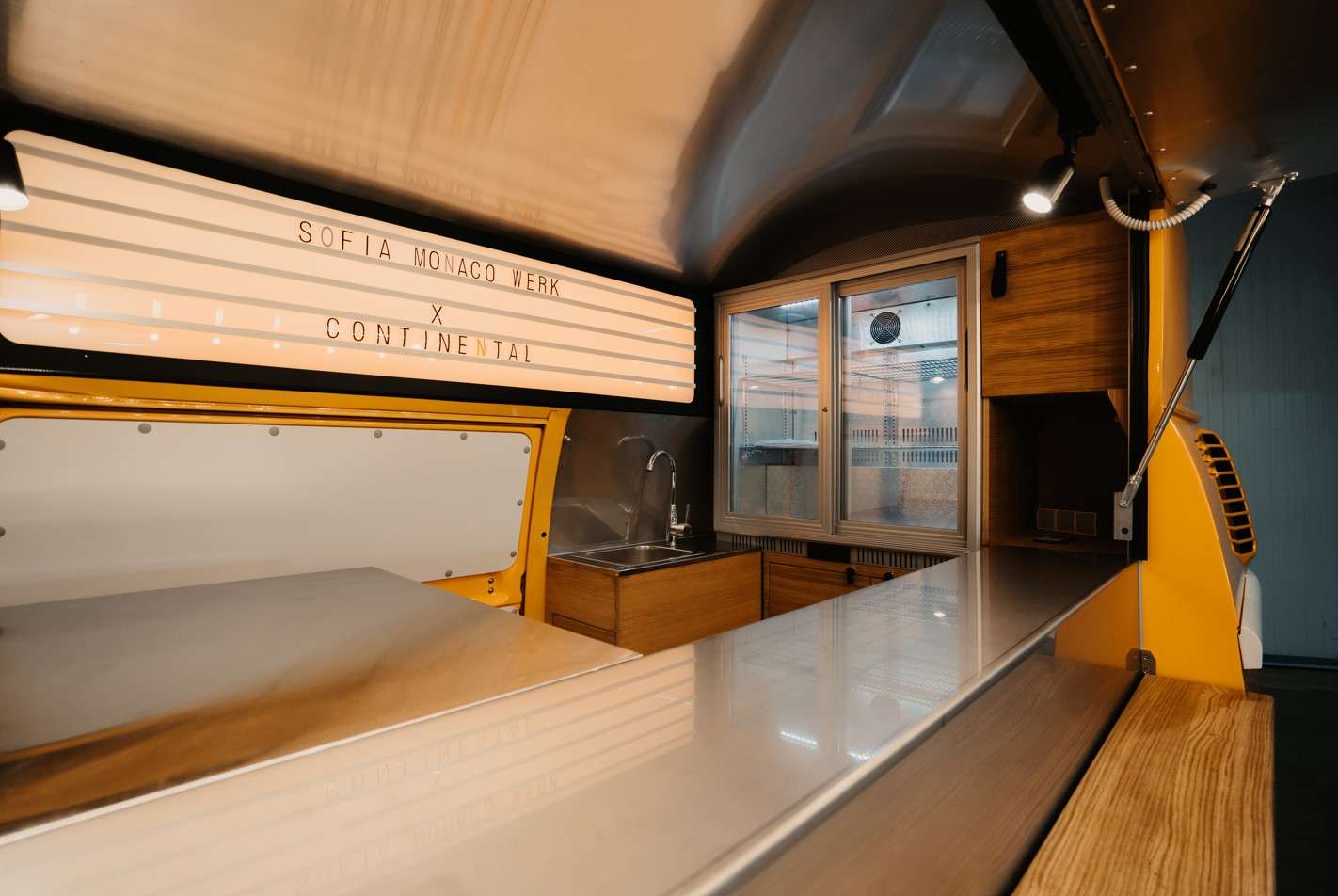 Continental Contino_innen
