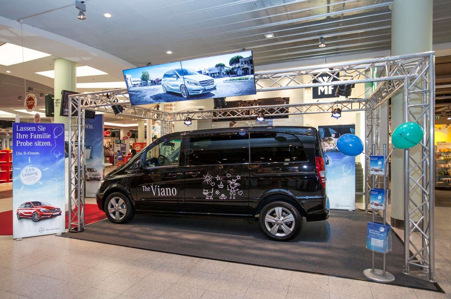 Mercedes Roadshow_Fahrzeug