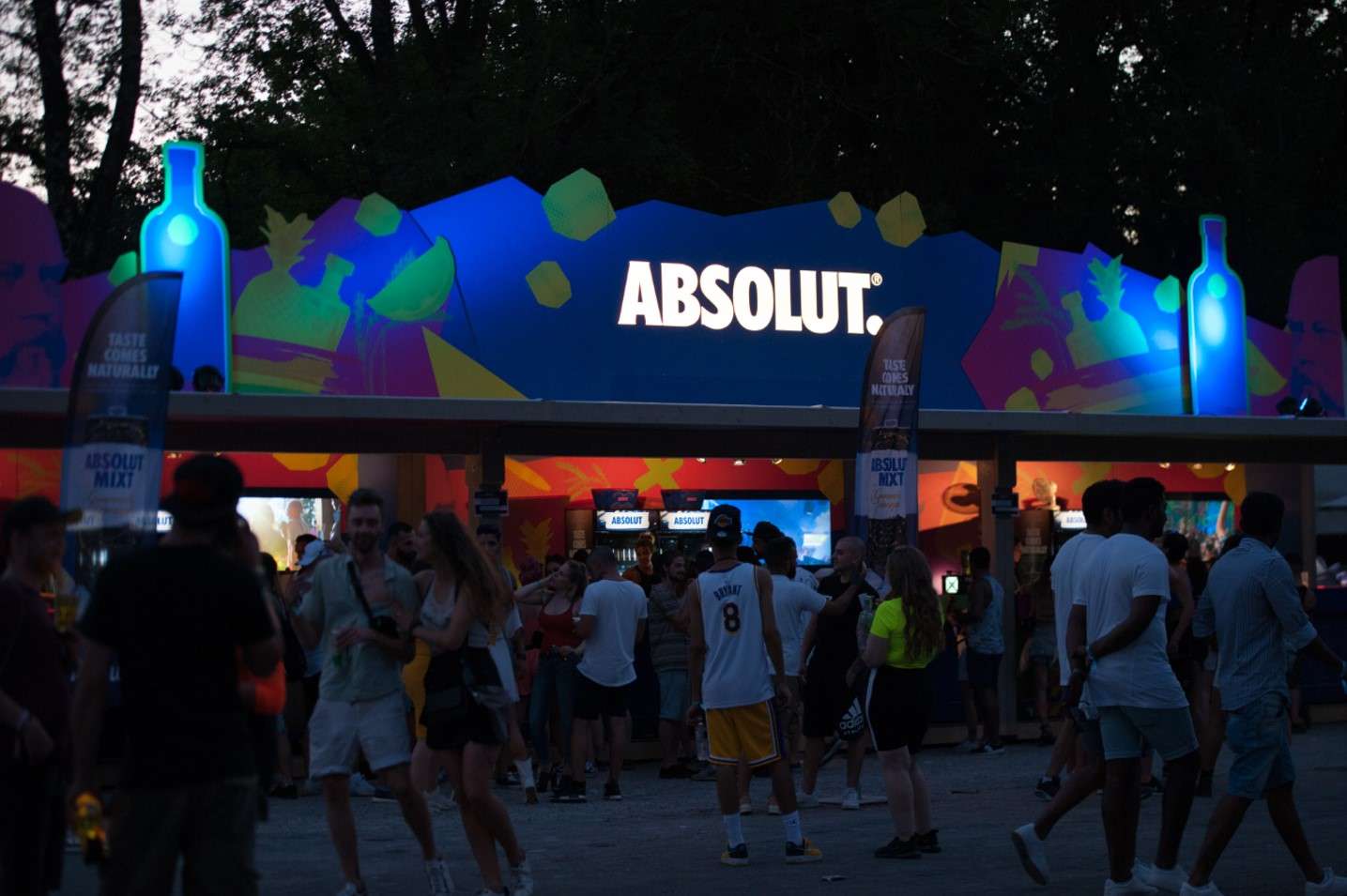 Pernod Ricard Festivalbar_Barbetrieb am Abend