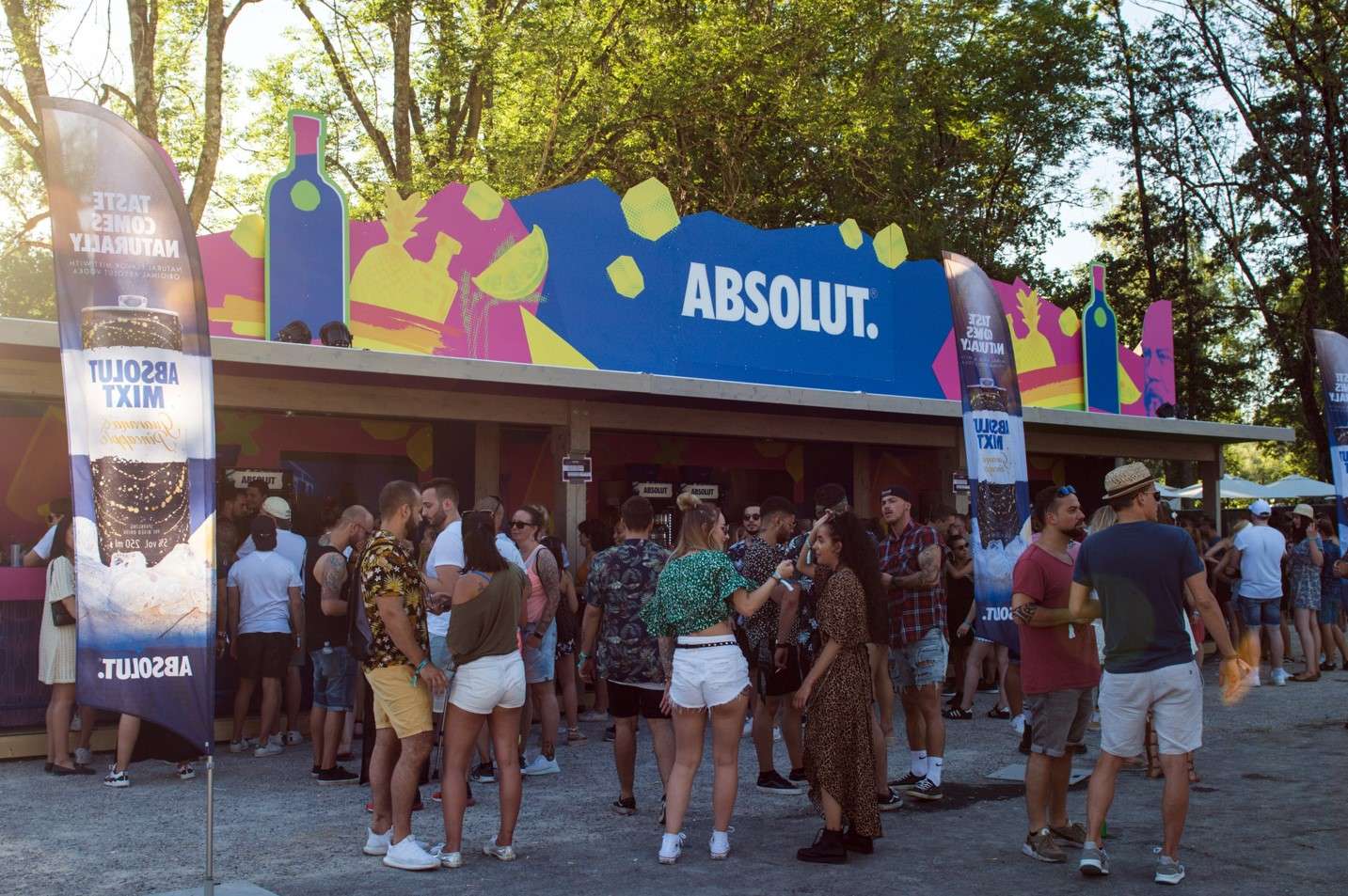 Pernod Ricard Festivalbar bei Barbetrieb