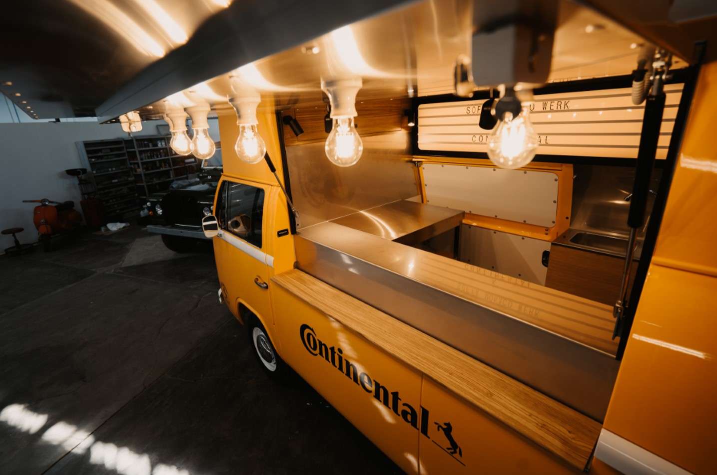 Continental Contino_Bus 
