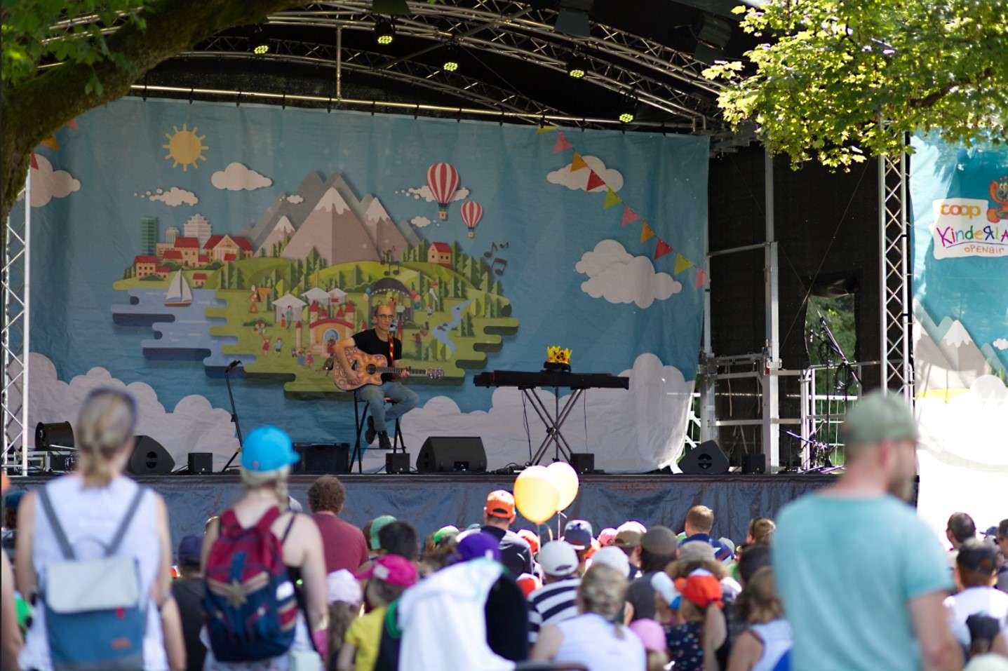 Coop Kinderland_Bühne 